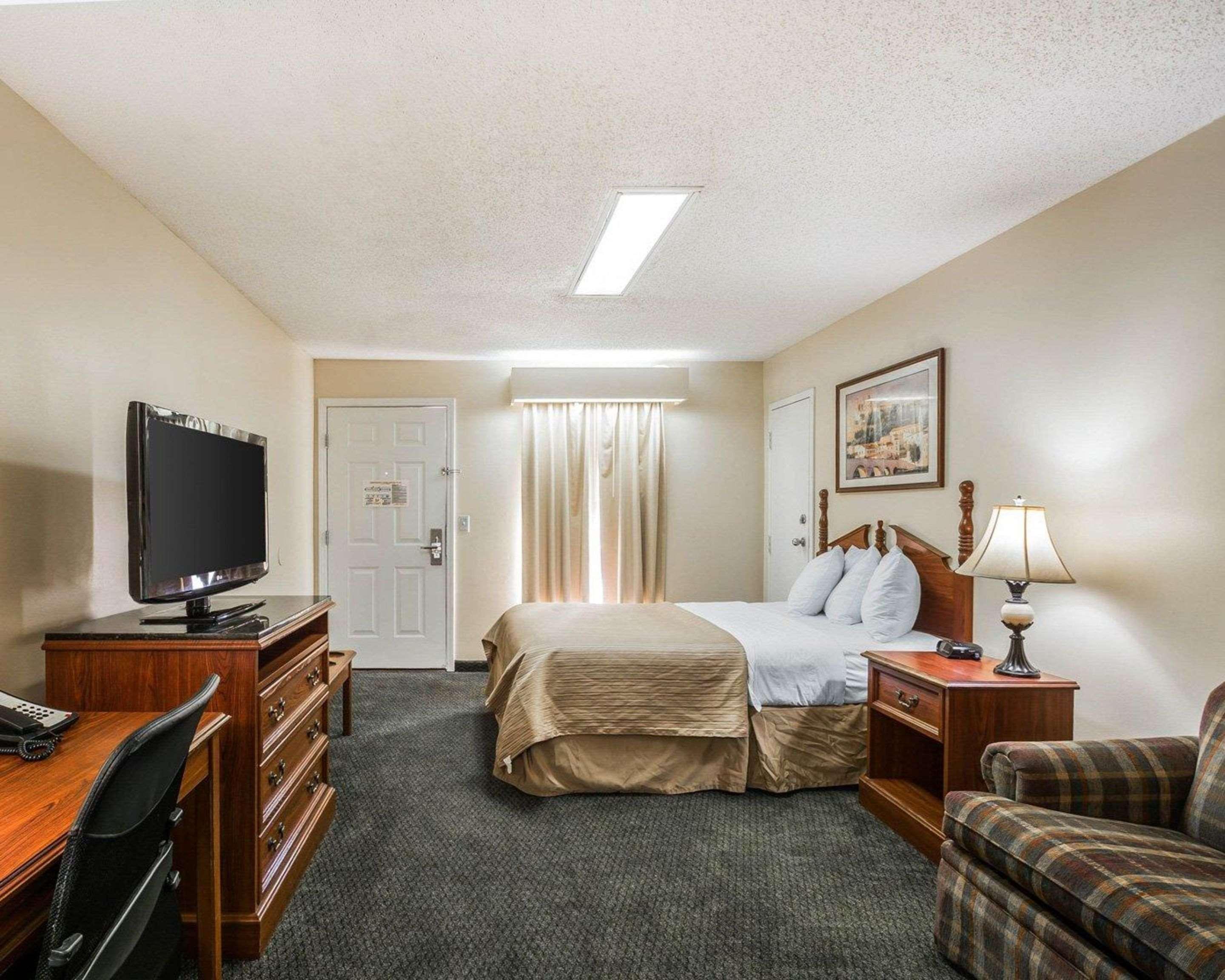 Quality Inn Бейнбрідж Екстер'єр фото